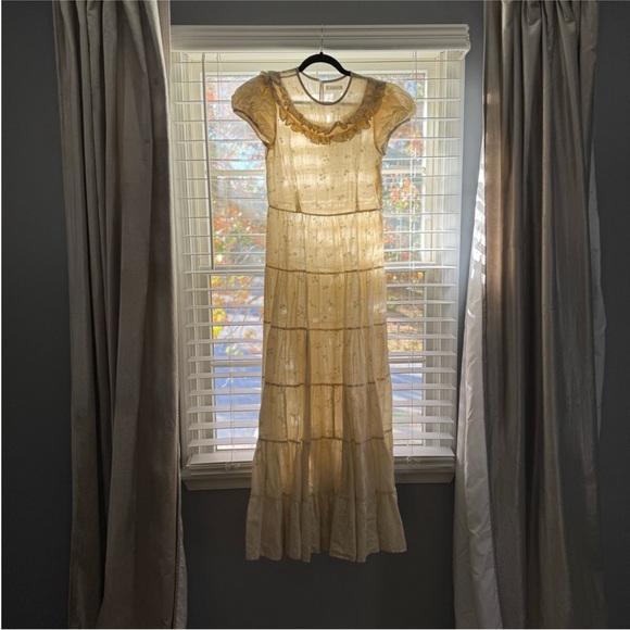 Doen Mala Dress in Dove